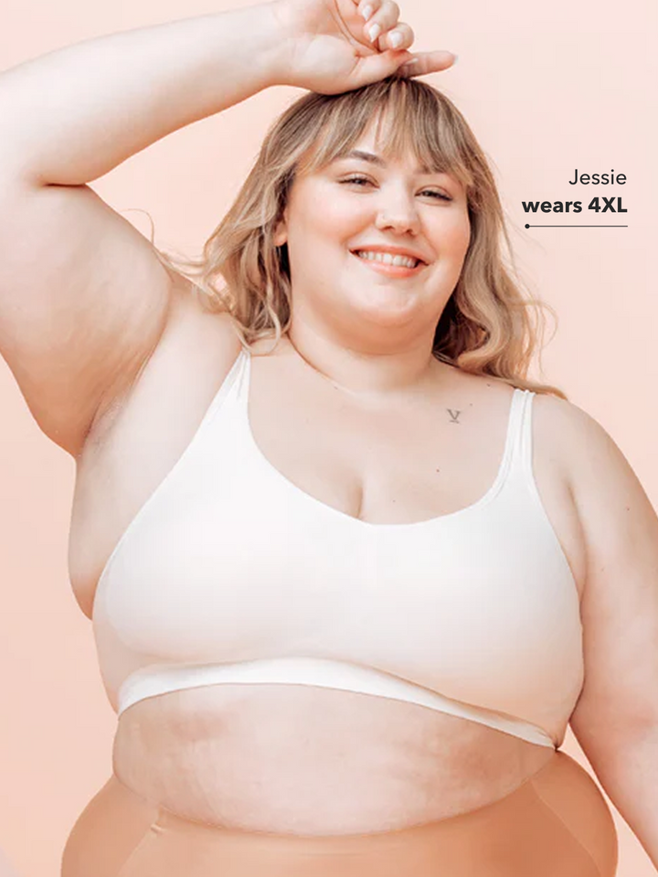 Essentials Everyday Comfort Straps Wireless Shaping Bra